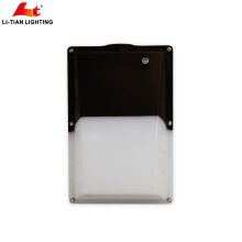 Iluminación exterior montada en la pared flexible y durable de 15 vatios Lámpara de pared llevada aprobada ETL